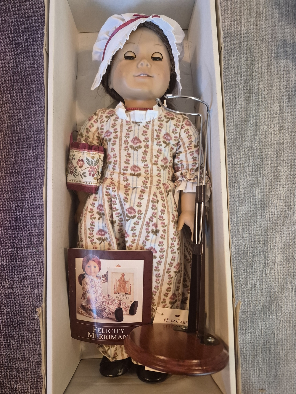 American Girl Pleasant Company mold Felicity with tan body
